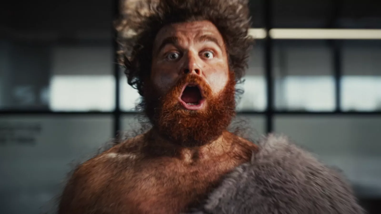 Newton from the Desky story transforming into a human during the commercial